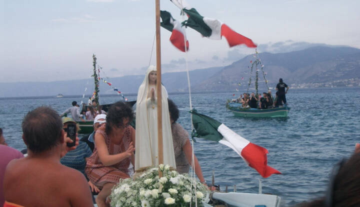 Nel mare della storia