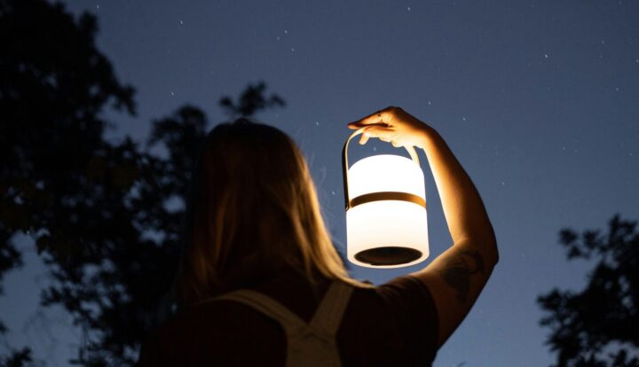 DIVENTA LUCE – Giovanni 1, 1-9